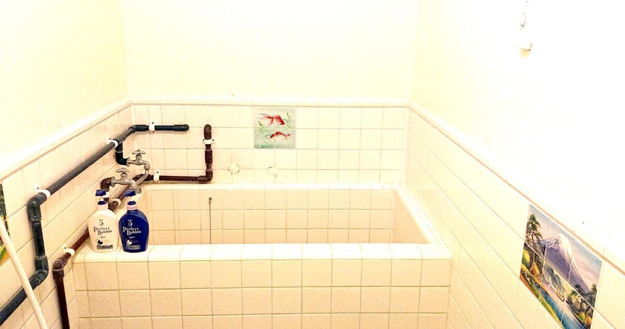 ペンションやいま日和 Hotel Ishigaki  Ngoại thất bức ảnh